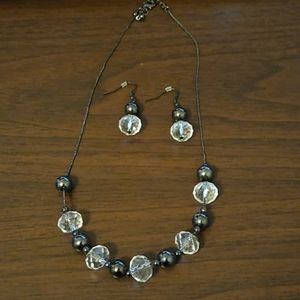 Necklace and earrings set